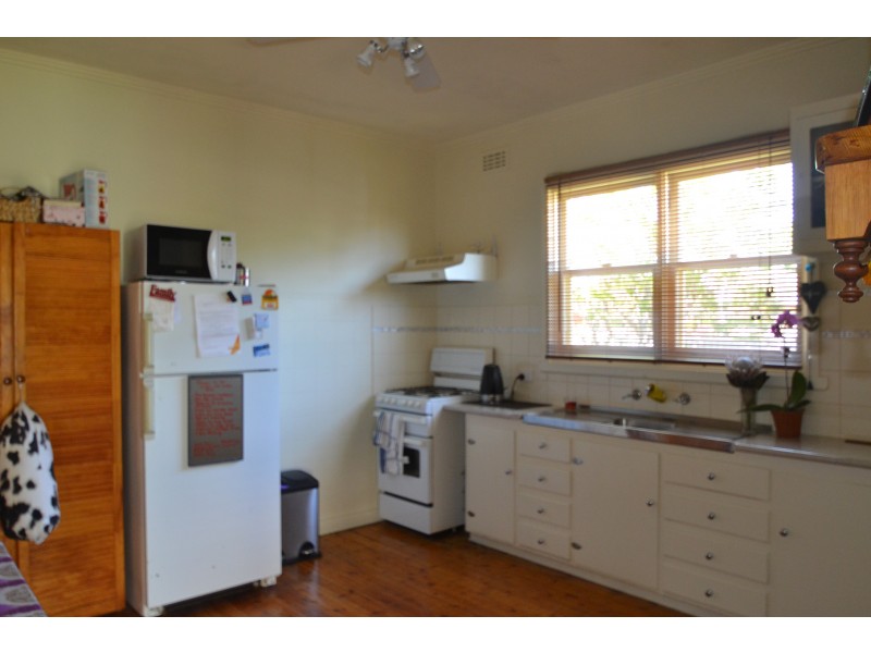 73 Hovell Street, Echuca VIC 3564