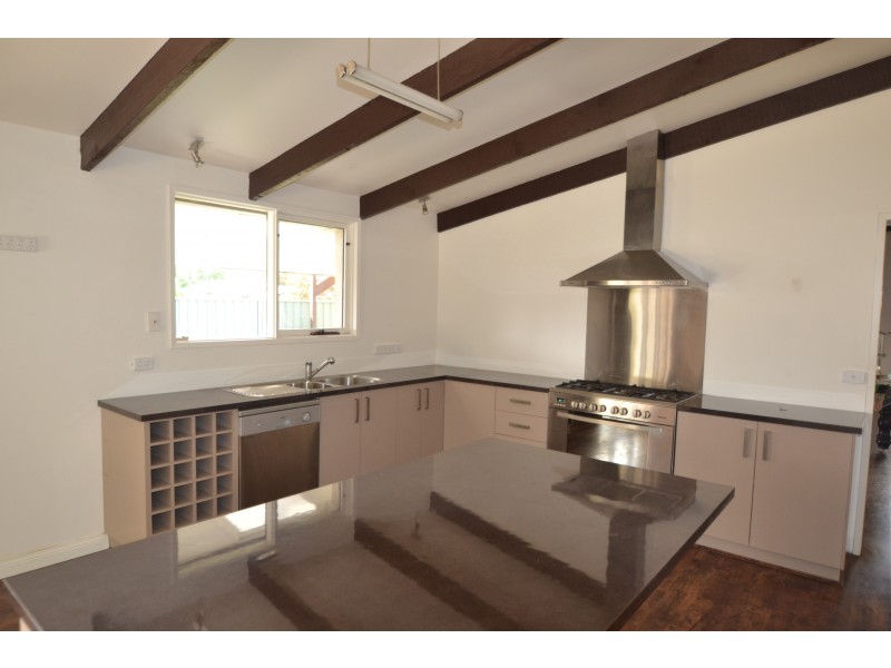 8 Amaroo Court, Echuca VIC 3564