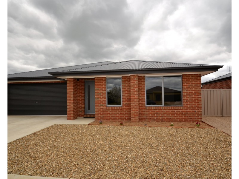 74 McSwain Road, Echuca VIC 3564