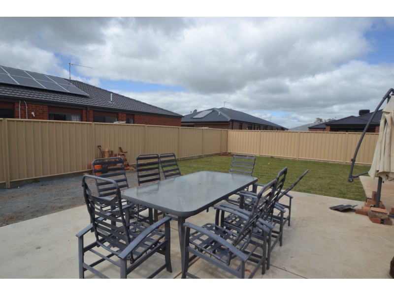 1/52 Bridlington Avenue, Echuca VIC 3564