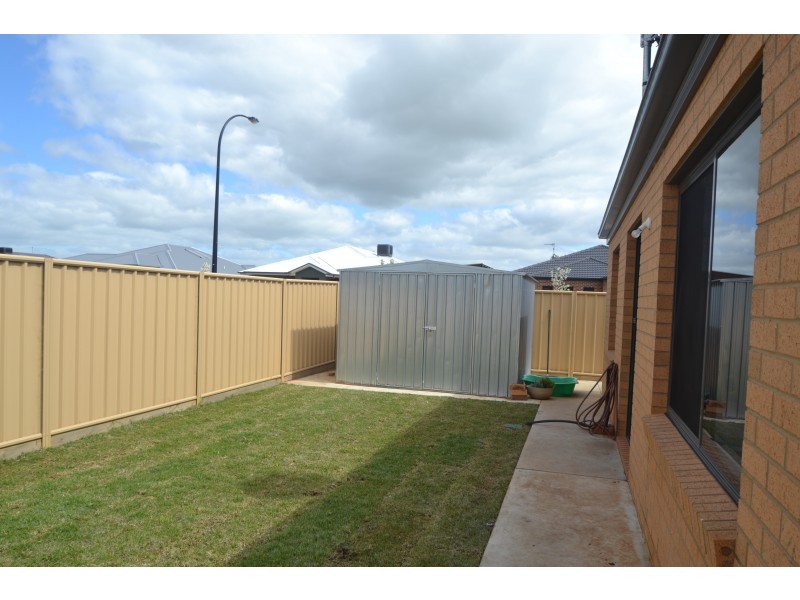 1/52 Bridlington Avenue, Echuca VIC 3564