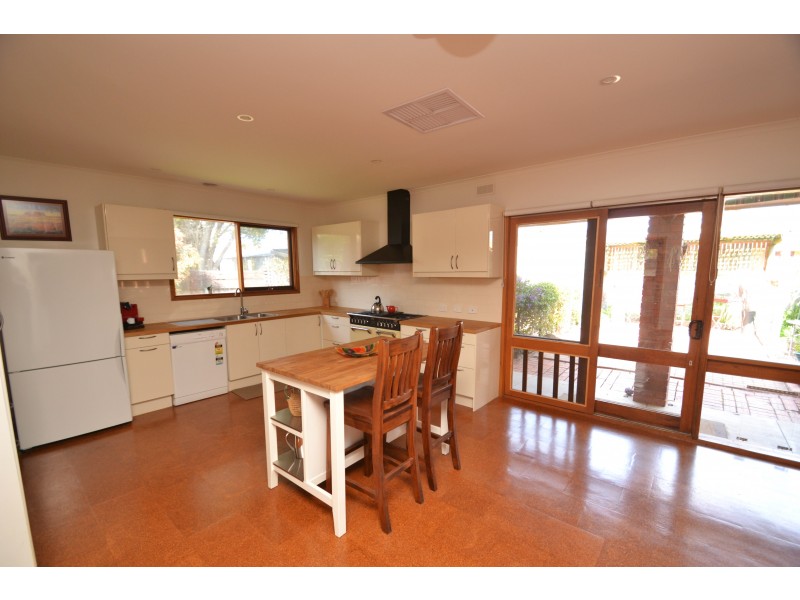 11 Evans Court, Echuca VIC 3564