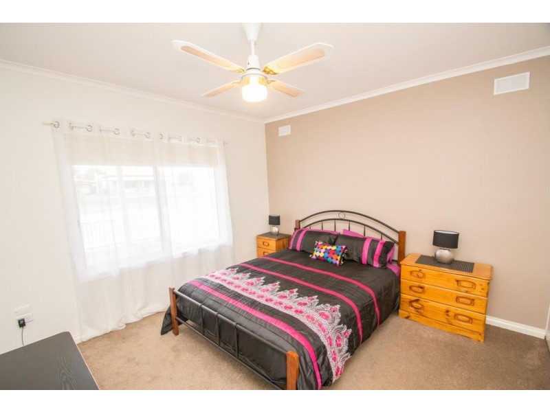 86 Hovell Street, Echuca VIC 3564