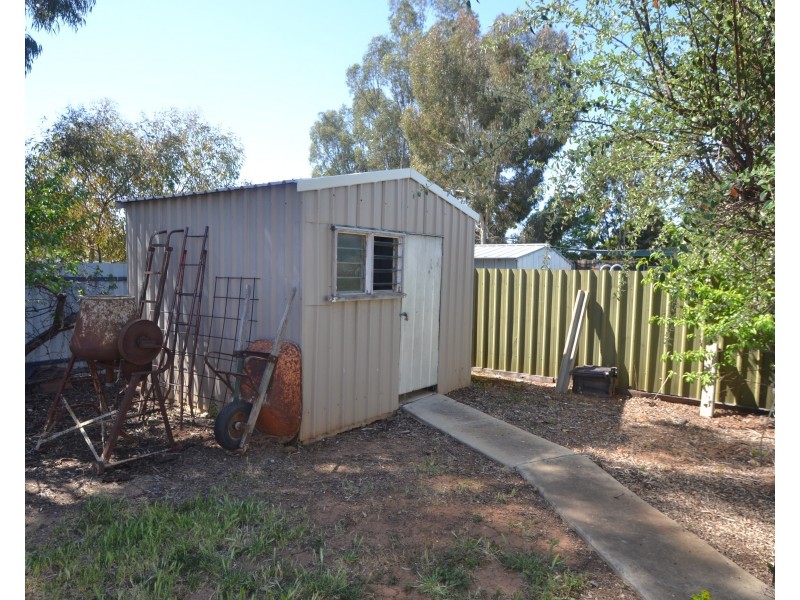 28 Regent Street, Moama NSW 2731