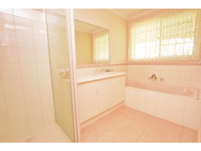 9 River View Court, Echuca VIC 3564