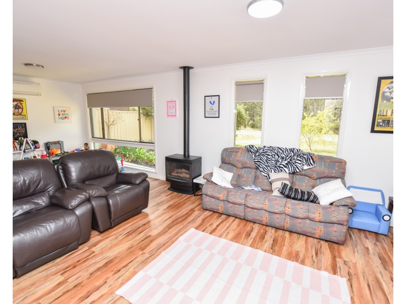 65 Campaspe Esp, Echuca VIC 3564