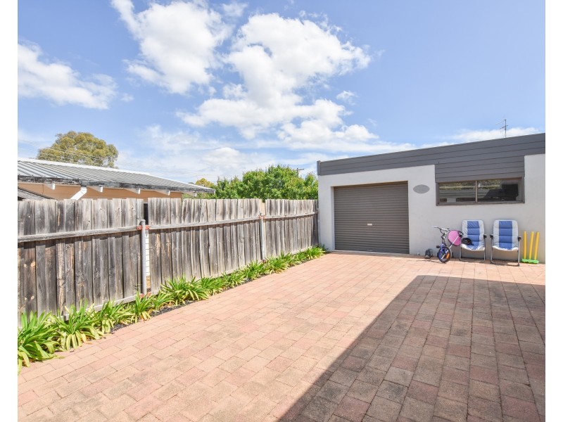 65 Campaspe Esp, Echuca VIC 3564