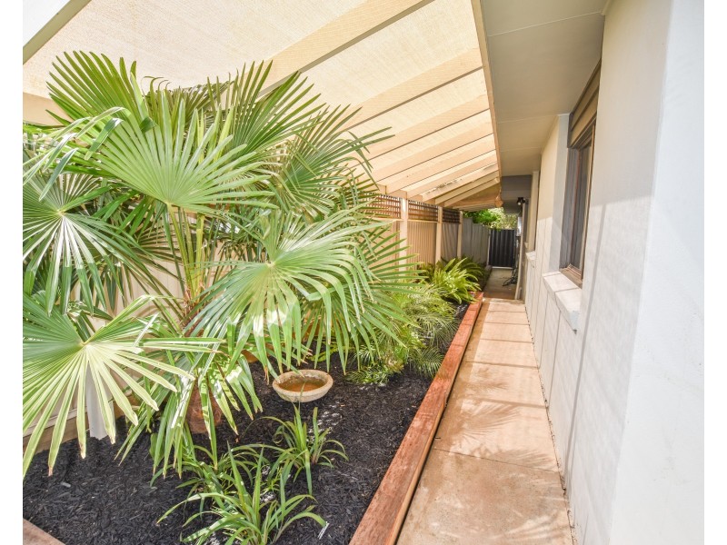 65 Campaspe Esp, Echuca VIC 3564