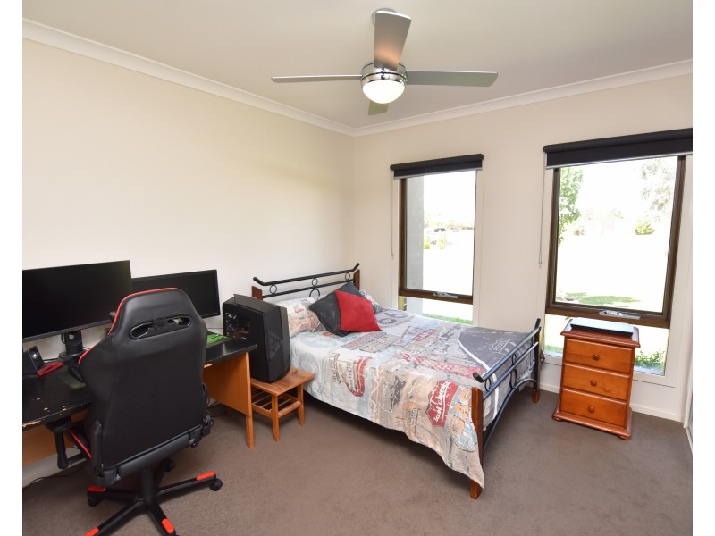 4 Burgundy Drive, Moama NSW 2731