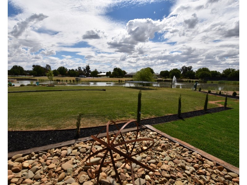 4 Burgundy Drive, Moama NSW 2731