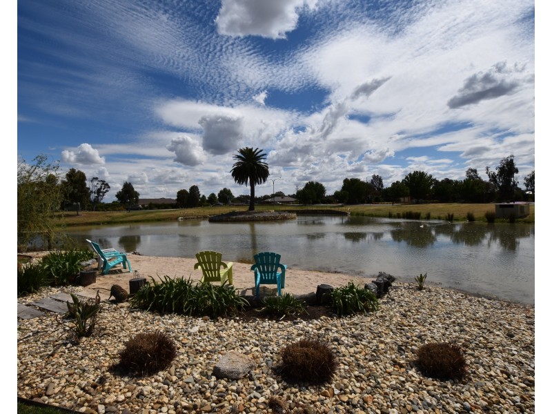 4 Burgundy Drive, Moama NSW 2731