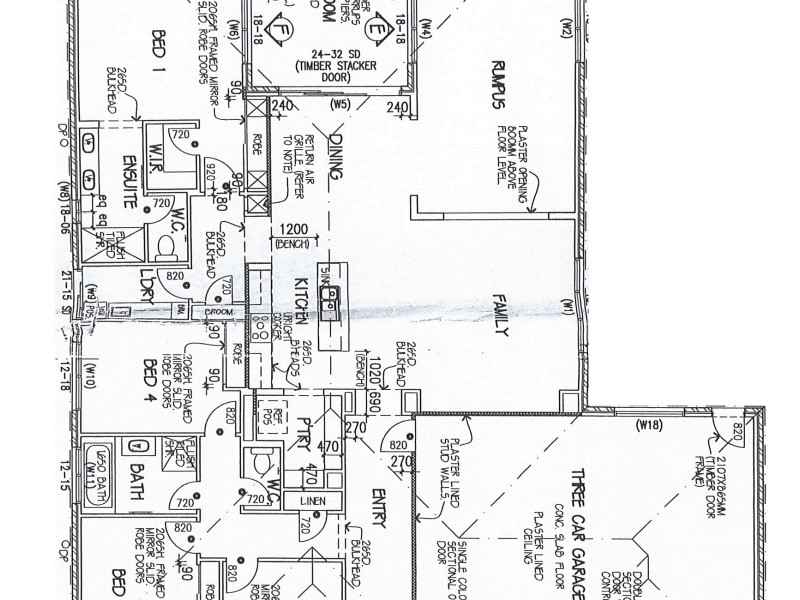 4 Burgundy Drive, Moama NSW 2731 Floorplan
