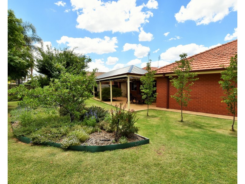 5 The Elms, Echuca VIC 3564