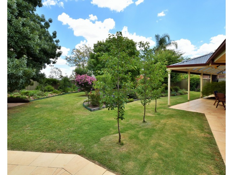 5 The Elms, Echuca VIC 3564