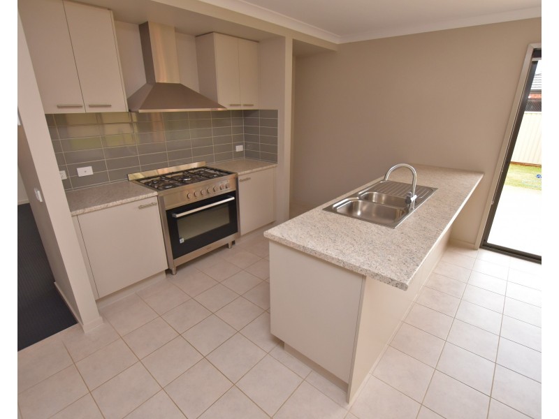 51 Bridlington Avenue, Echuca VIC 3564