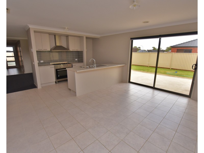 51 Bridlington Avenue, Echuca VIC 3564