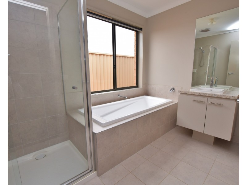51 Bridlington Avenue, Echuca VIC 3564