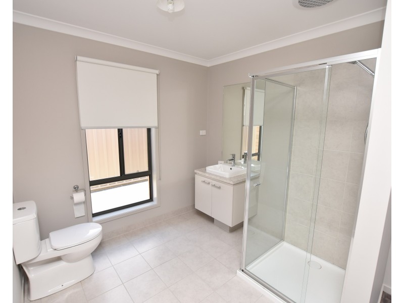 64 McSwain Road, Echuca VIC 3564