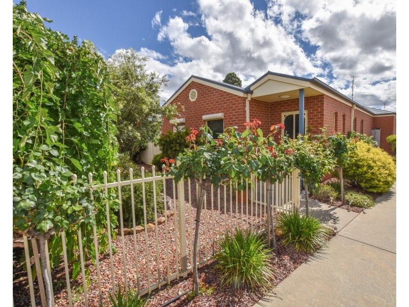1/114 Sutton Street, Echuca VIC 3564