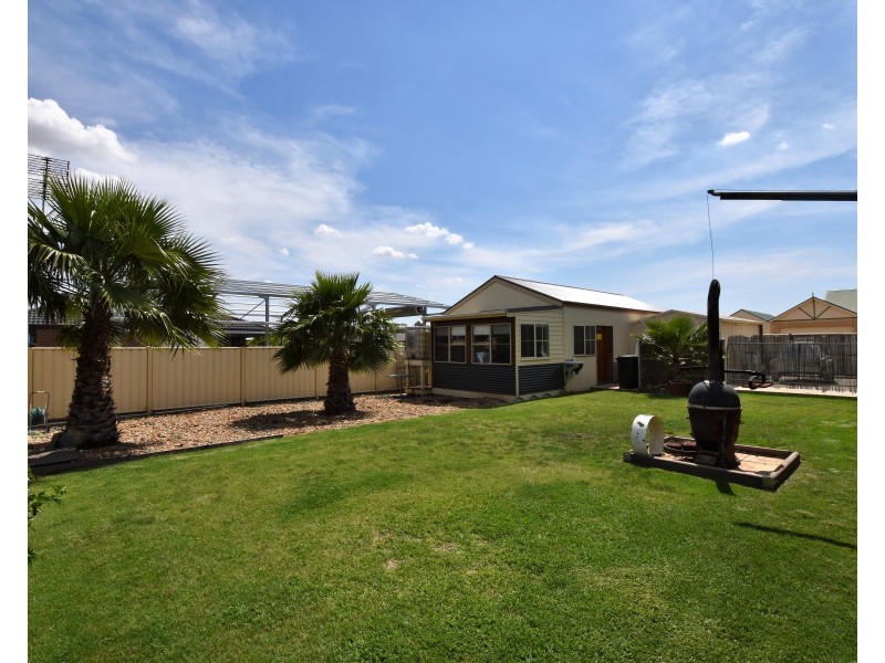 35 Paroo Street, Echuca VIC 3564