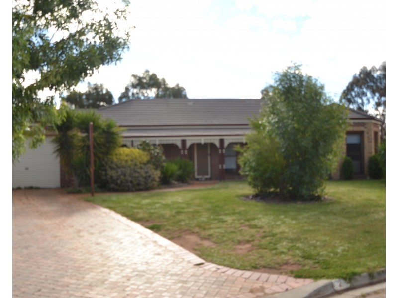 2 Gem Court, Moama NSW 2731