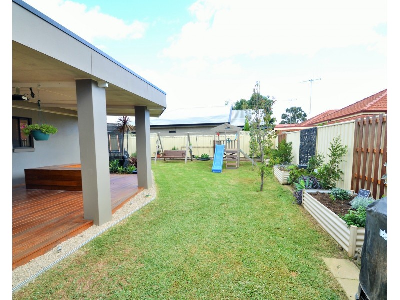 1/85 Campaspe Esplanade, Echuca VIC 3564