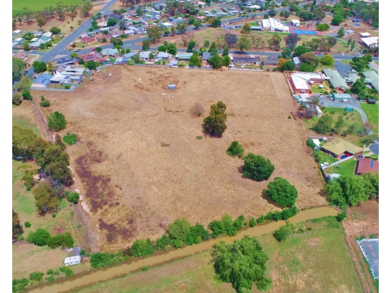 18 Finlay Road, Tongala VIC 3621