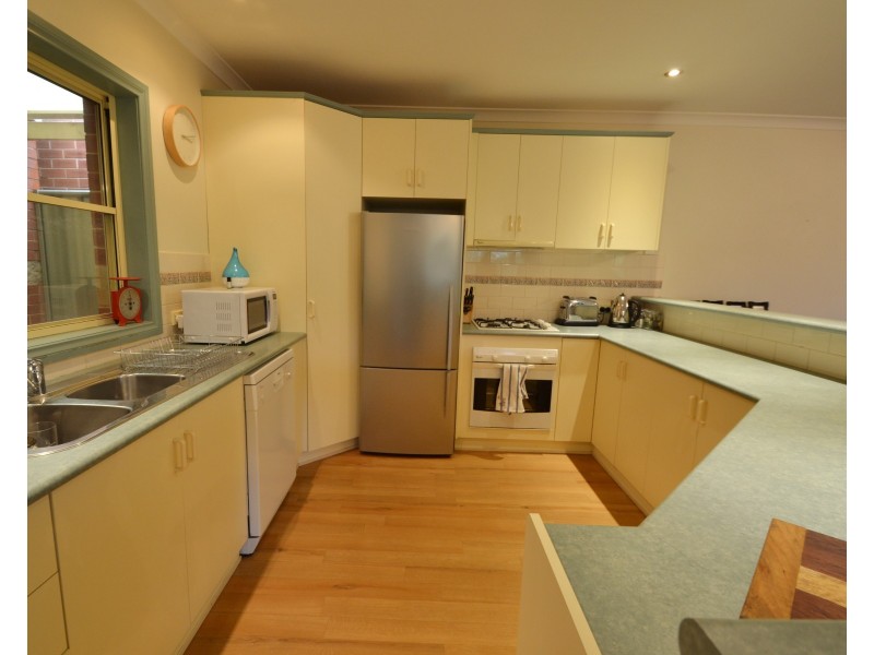 2/17 Murphy Way, Echuca VIC 3564