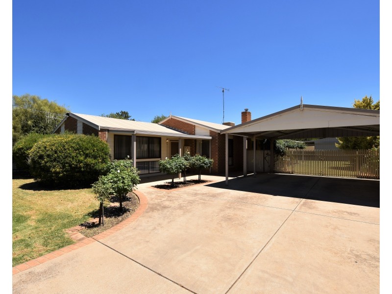 75 Crossen Street, Echuca VIC 3564