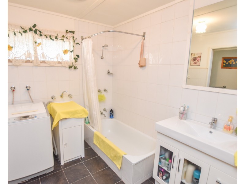 1234 Mount Terrick Road, Echuca VIC 3564