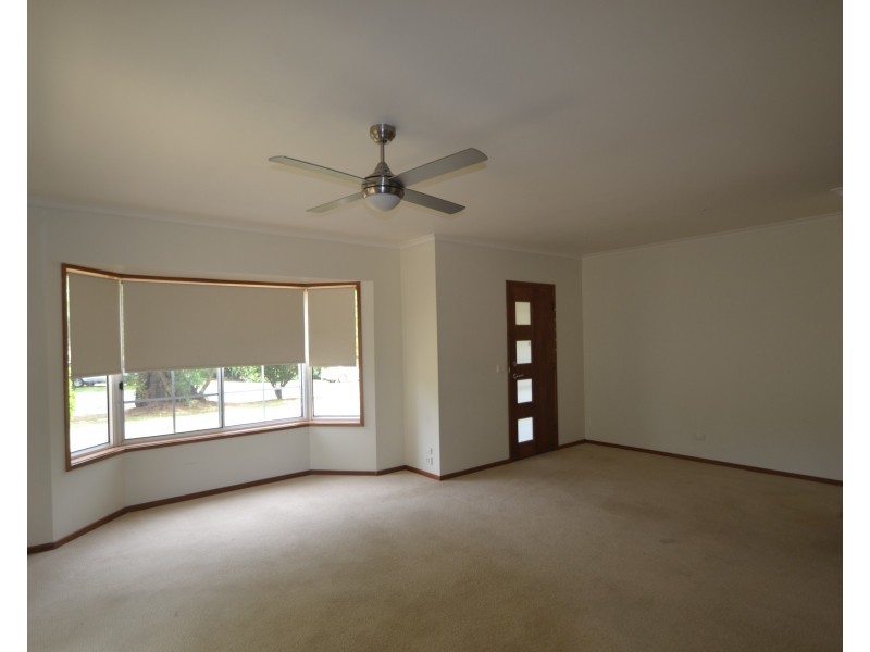 1/94 Haverfield Street, Echuca VIC 3564