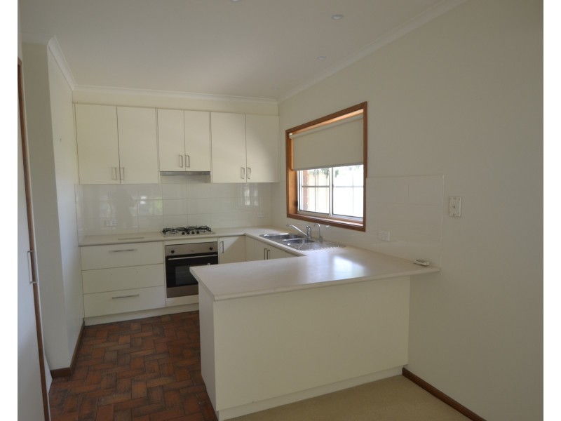 1/94 Haverfield Street, Echuca VIC 3564