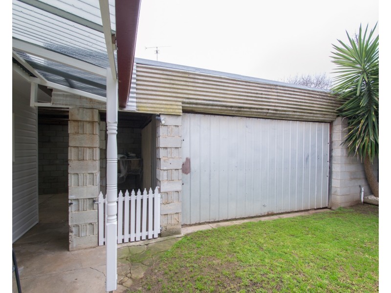 86  Hovell Street, Echuca VIC 3564