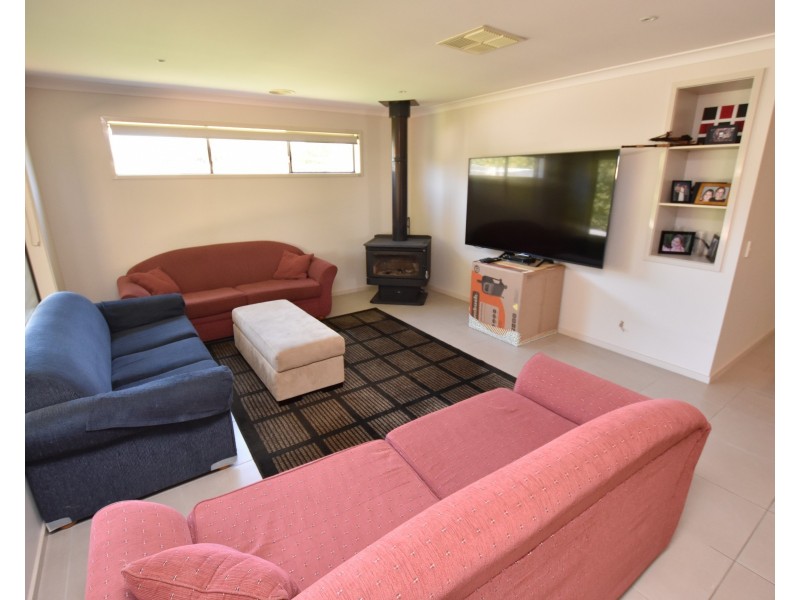 10 Forfar Drive, Moama NSW 2731