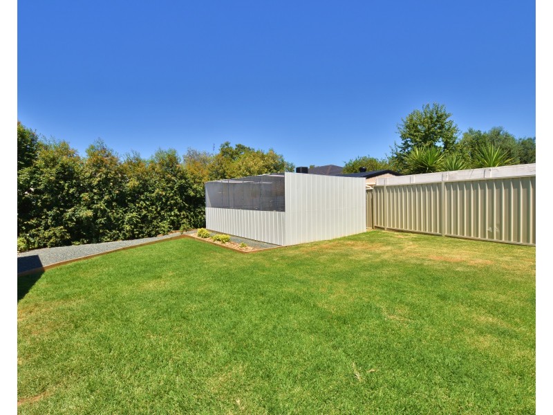 10 Forfar Drive, Moama NSW 2731