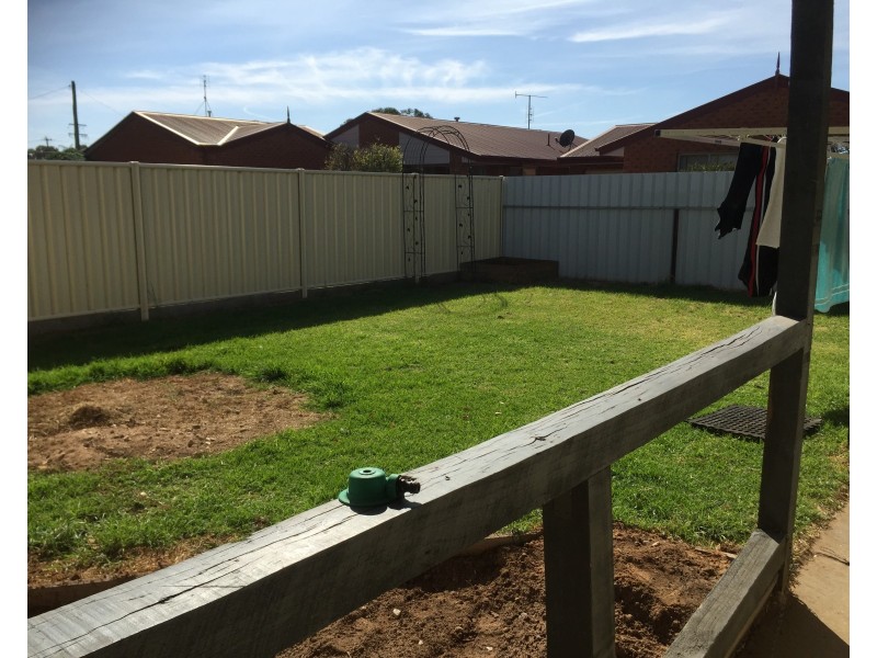 6 Council Street, Moama NSW 2731