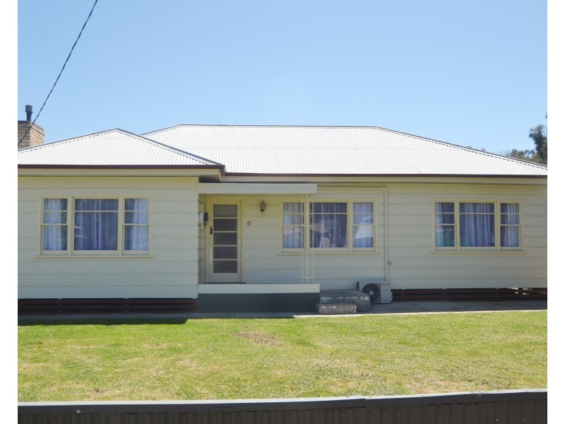 32 Hansen Street, Echuca VIC 3564