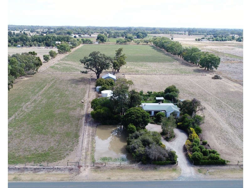 353 Brown Road, Echuca VIC 3564
