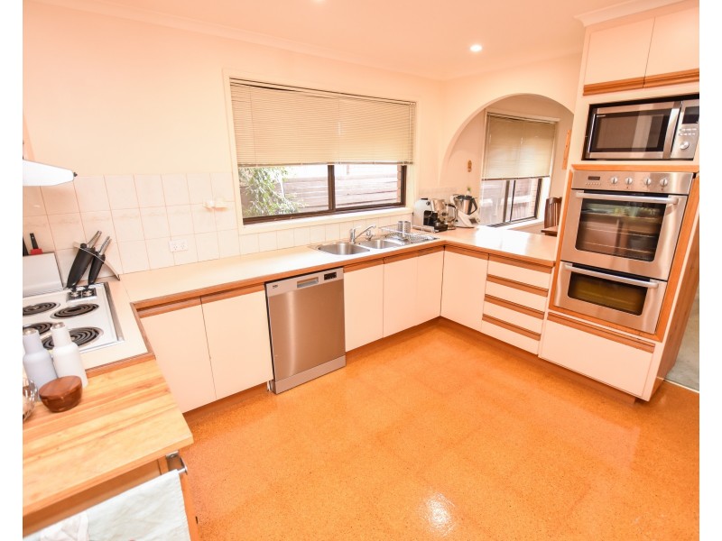 15 Vines Street, Echuca VIC 3564