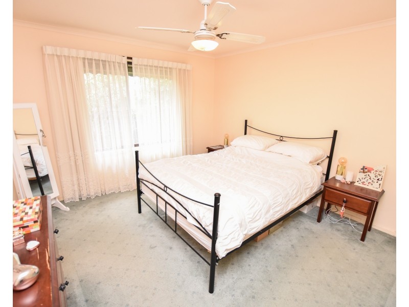 15 Vines Street, Echuca VIC 3564
