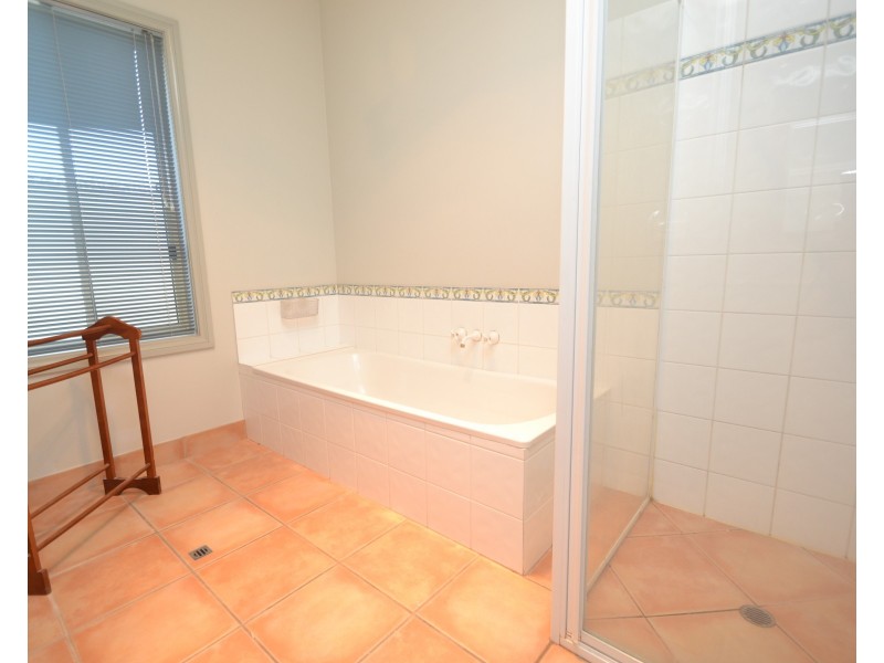 22 Shetland Drive, Moama NSW 2731