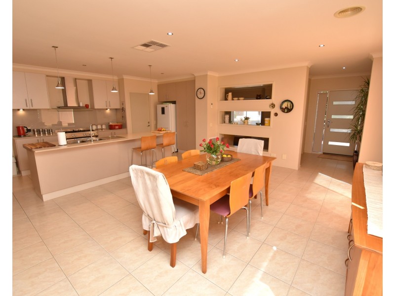 9 Antrim Court, Moama NSW 2731