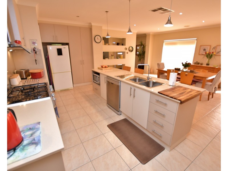 9 Antrim Court, Moama NSW 2731