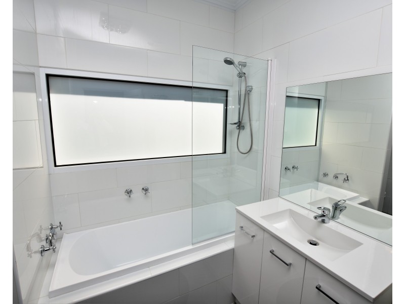 275 Ogilvie Avenue, Echuca VIC 3564