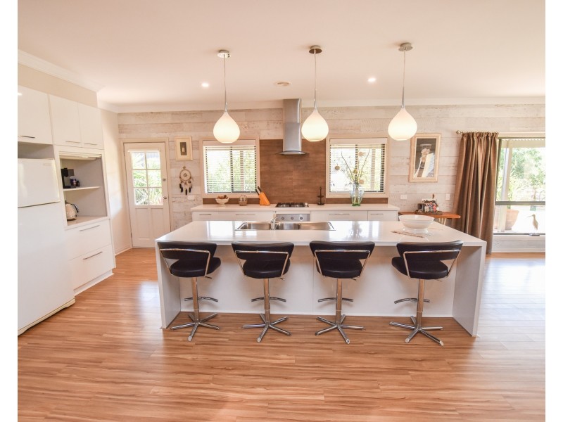 4  Visca Court, Echuca VIC 3564