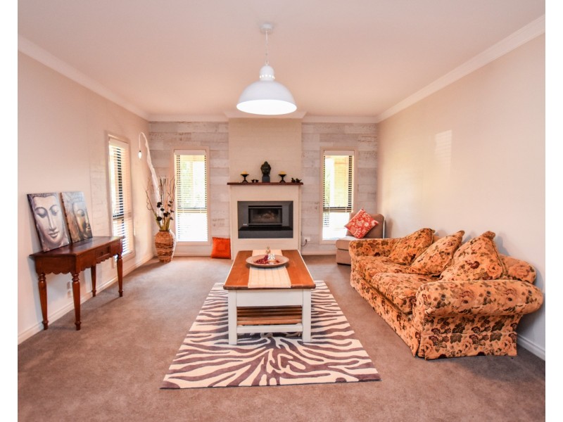 4  Visca Court, Echuca VIC 3564