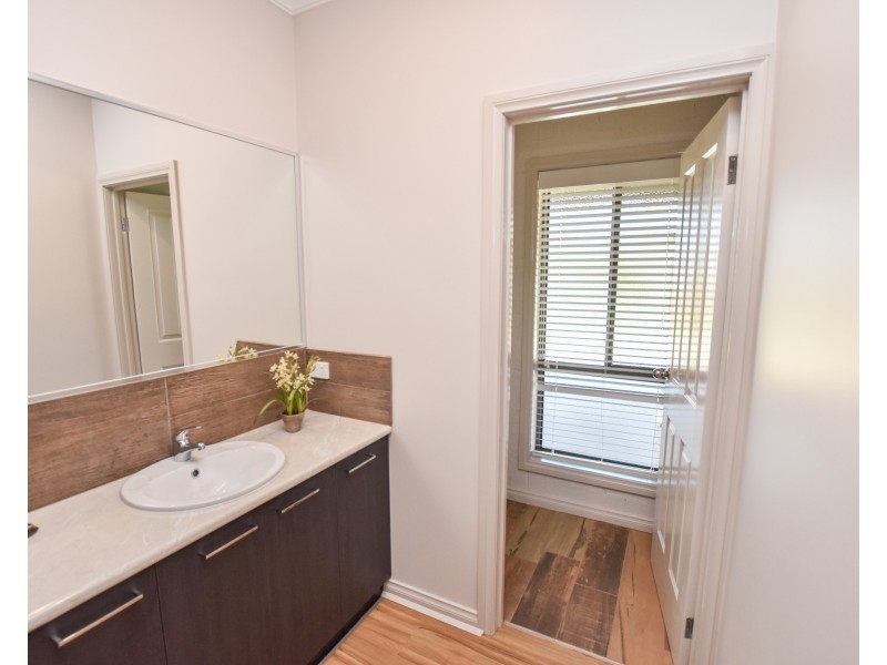 4  Visca Court, Echuca VIC 3564