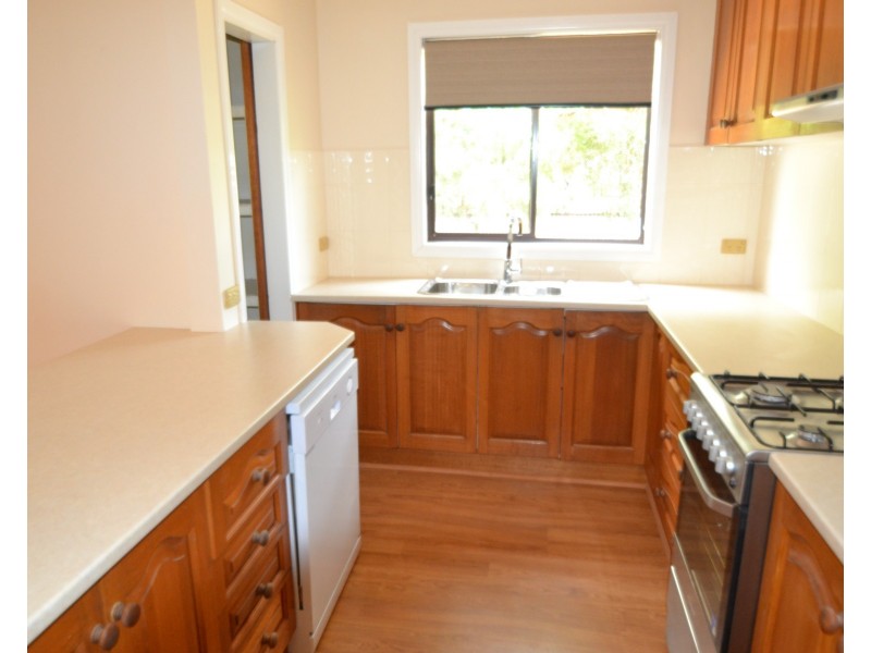 87 Hovell Street, Echuca VIC 3564