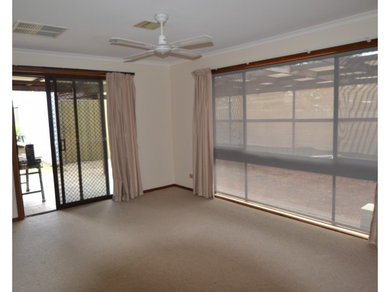 87 Hovell Street, Echuca VIC 3564