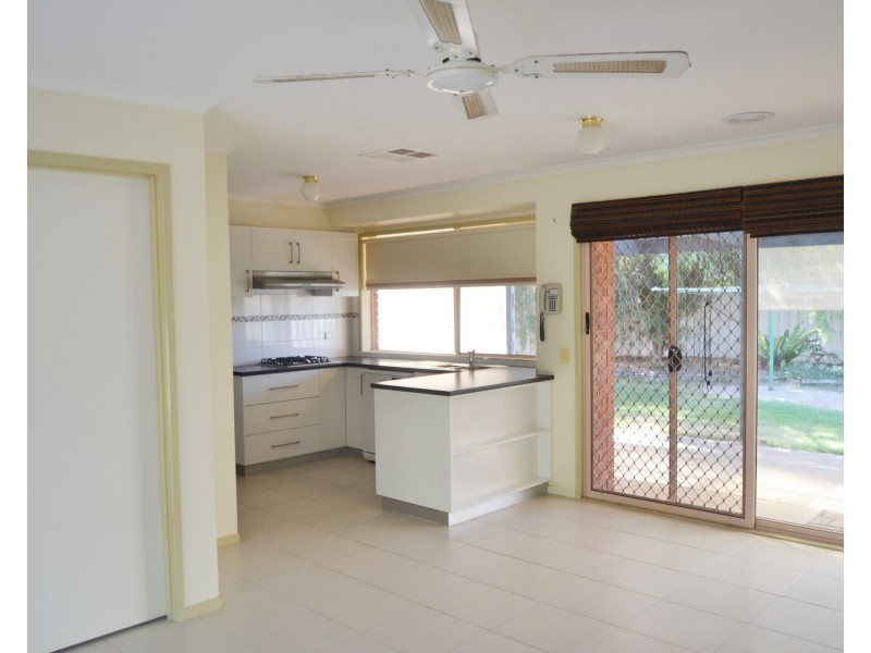 12 Maggie Court, Echuca VIC 3564